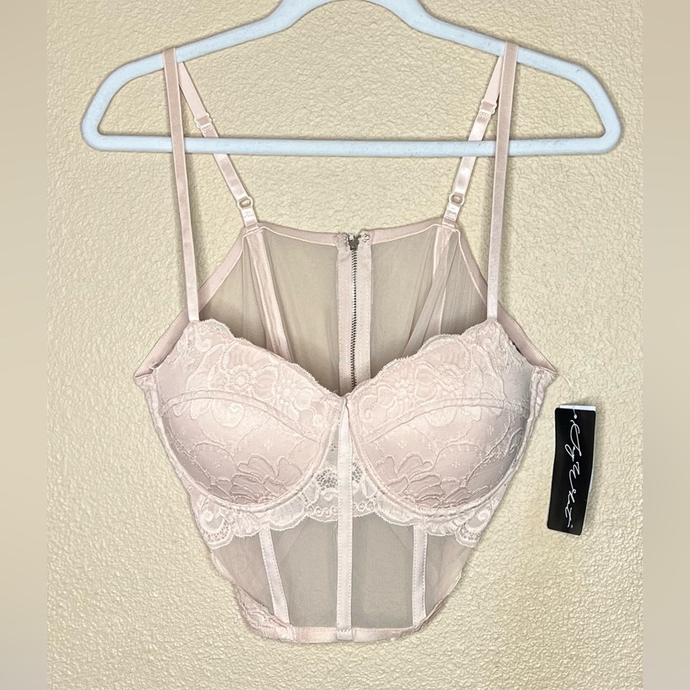 Mesh cream top